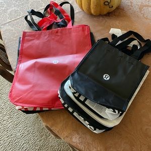 Bundle of 8 Lululemon bags